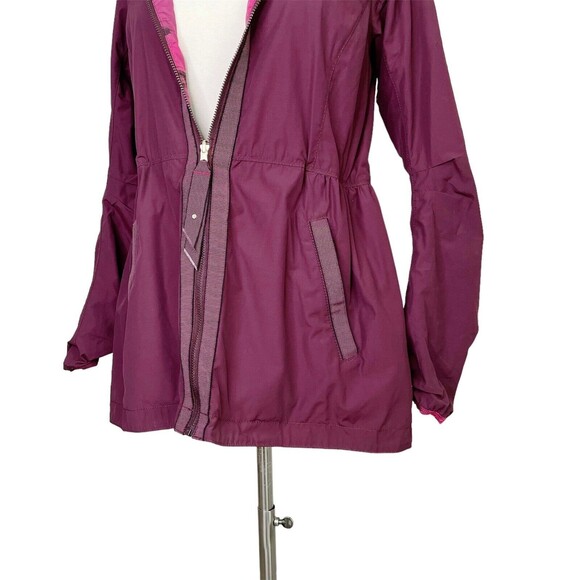 Lululemon Jacket 4 Hooded Rain For Daze Windbreaker Reversible Bordeaux Peplum - Picture 3 of 7